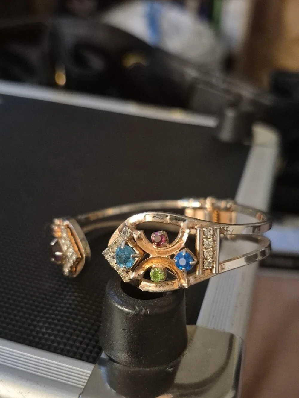 Vintage Gold Tone Grapevine Rhinestone Hinged Cuff Clamper Bracelet